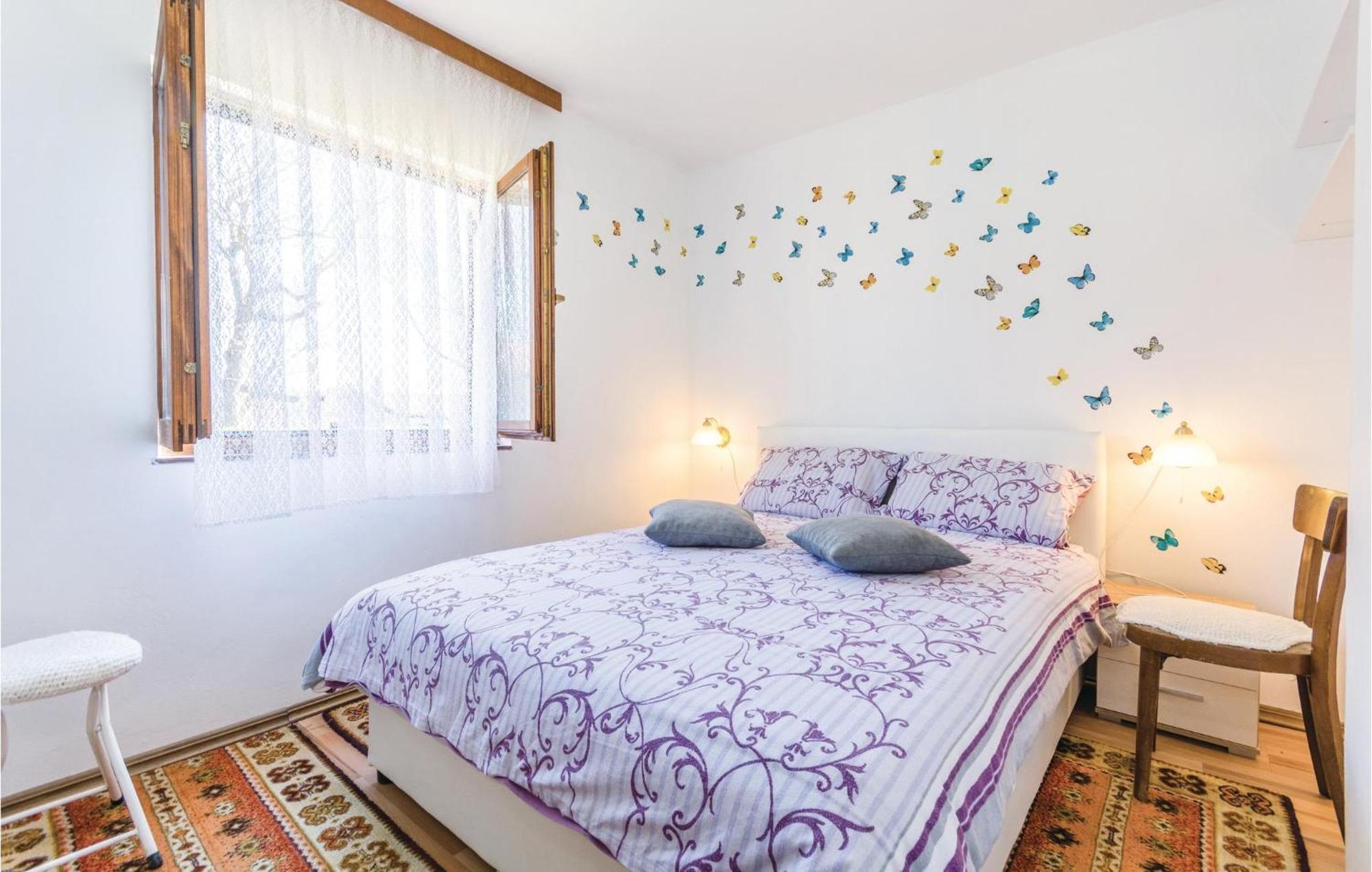Amazing Apartment In Pavicini With Kitchen 外观 照片