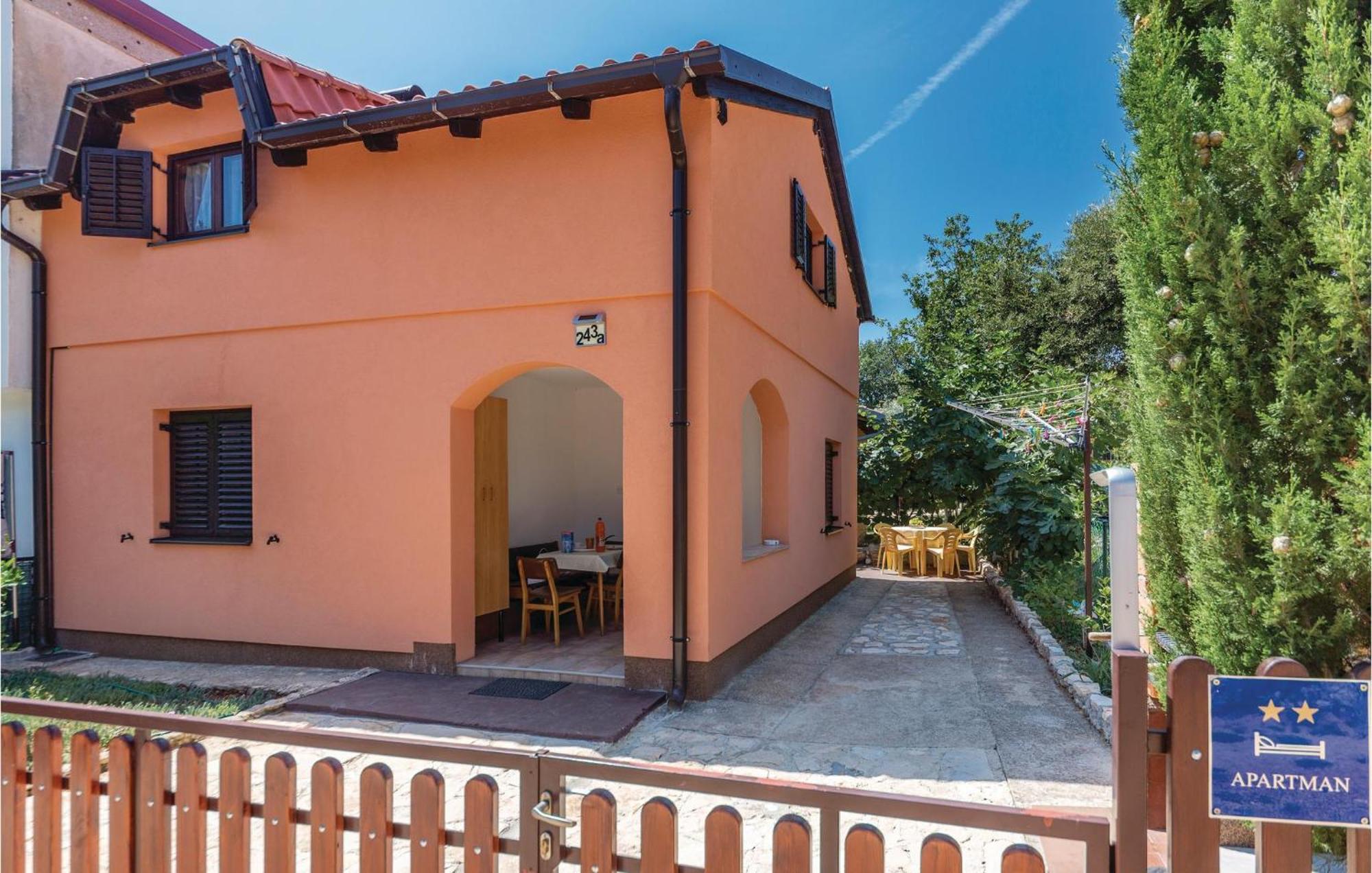 Amazing Apartment In Pavicini With Kitchen 外观 照片