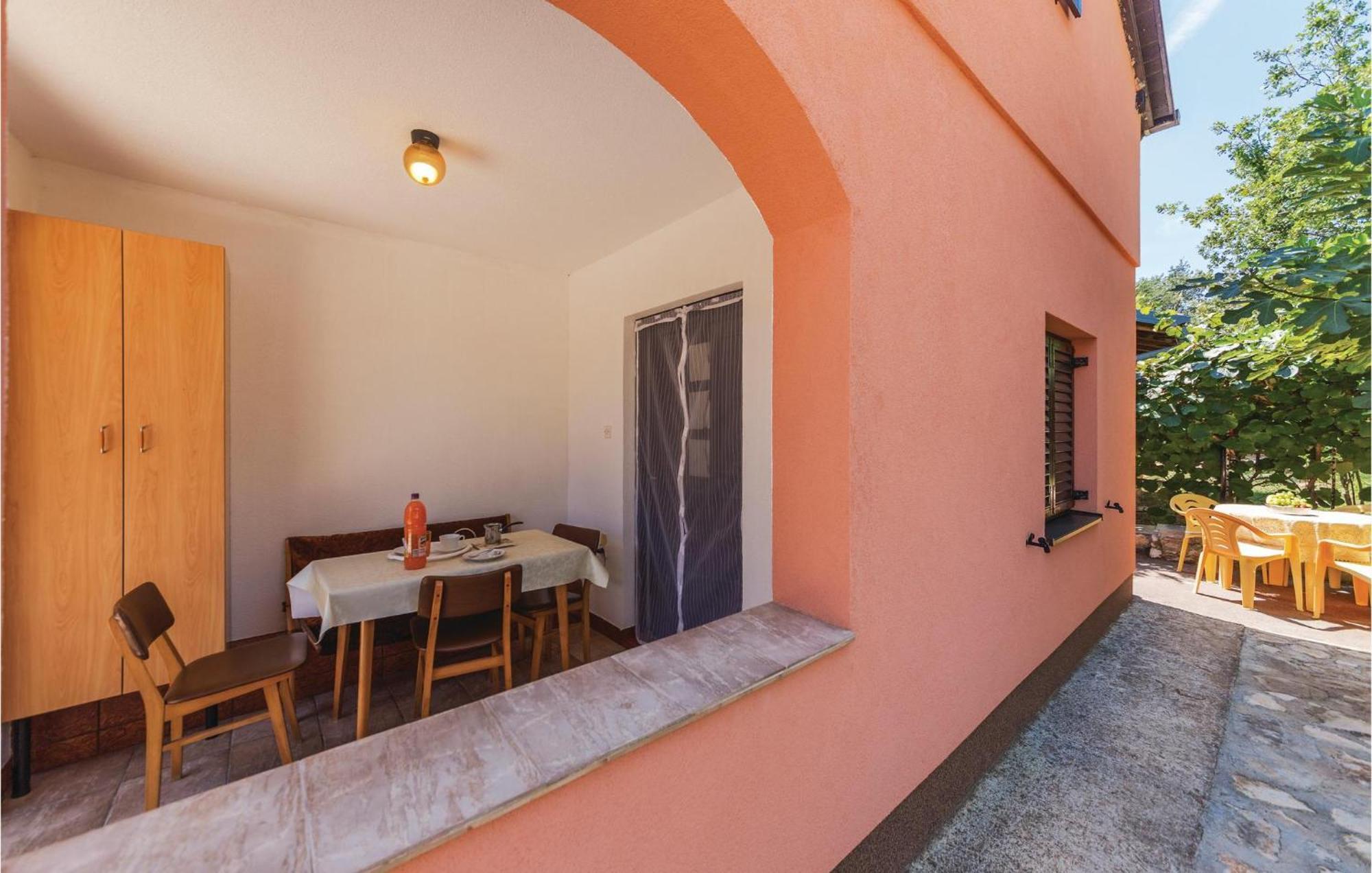 Amazing Apartment In Pavicini With Kitchen 外观 照片
